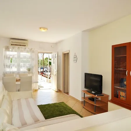 Апартаменты Babic *